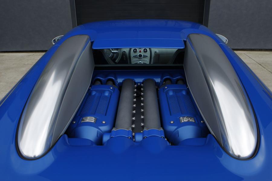  Bugatti Veyron 16.4 Bleu Centenaire 2009 года  (фото 7 из 21)